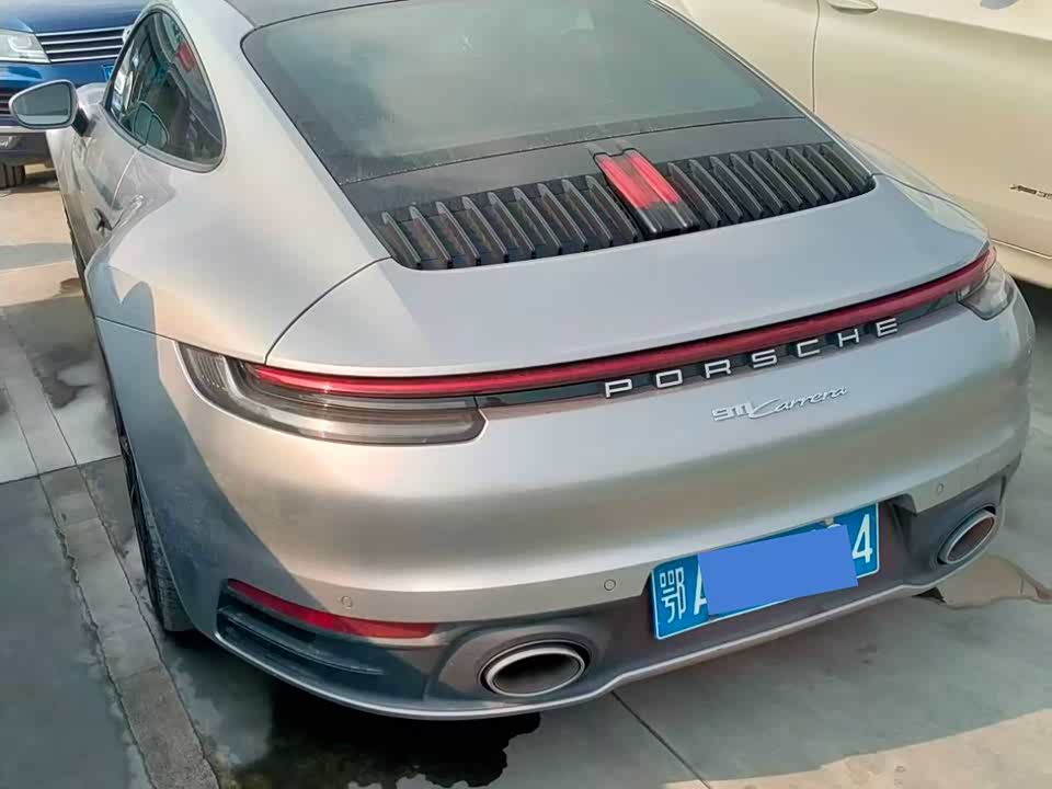 Porsche 911