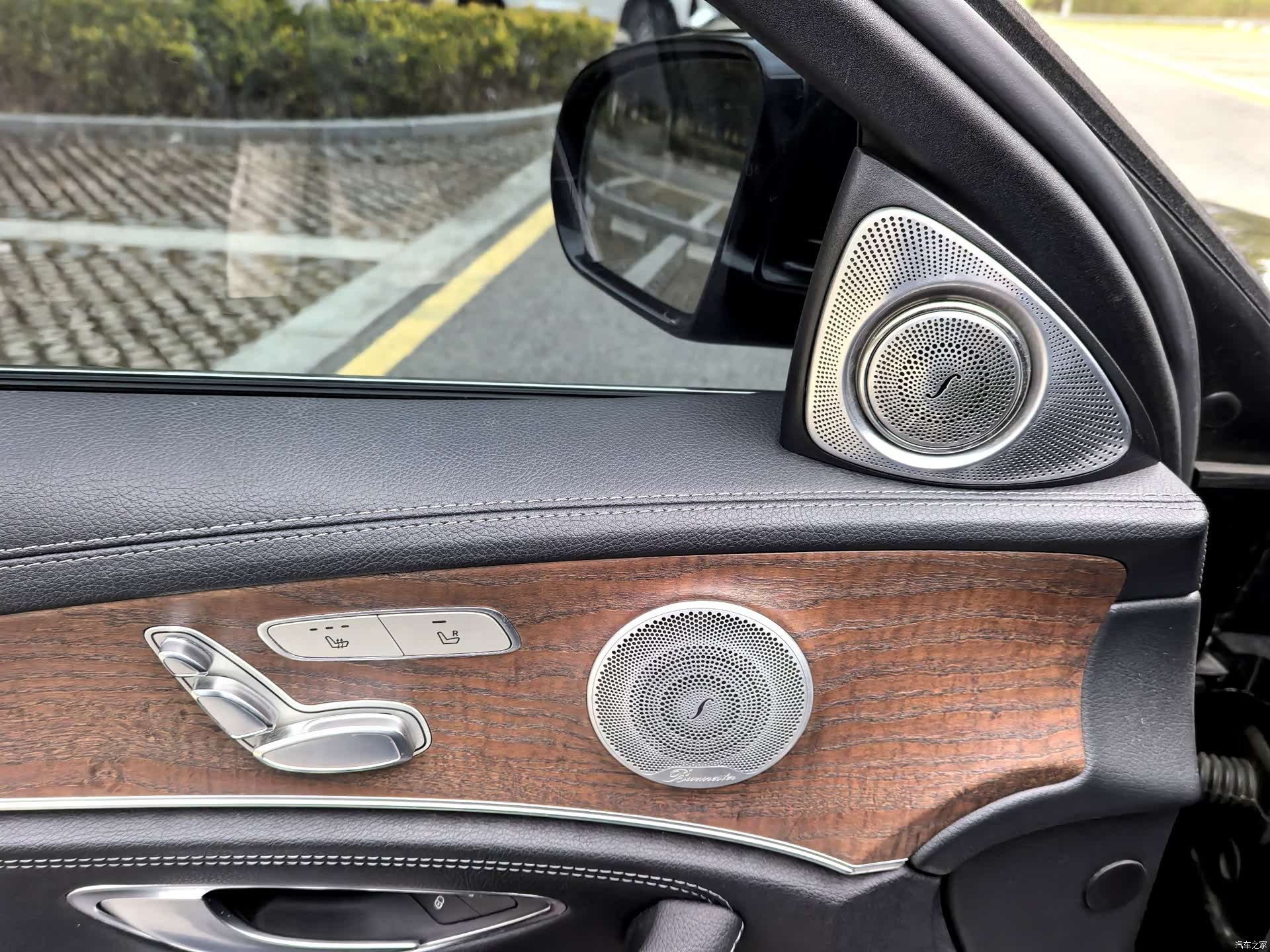 Mercedes-Benz E-Class, 2019 4