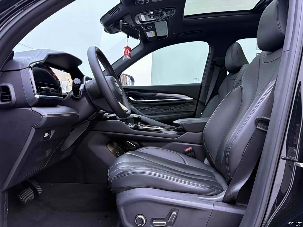 Geely Xingyue L, 2024 17