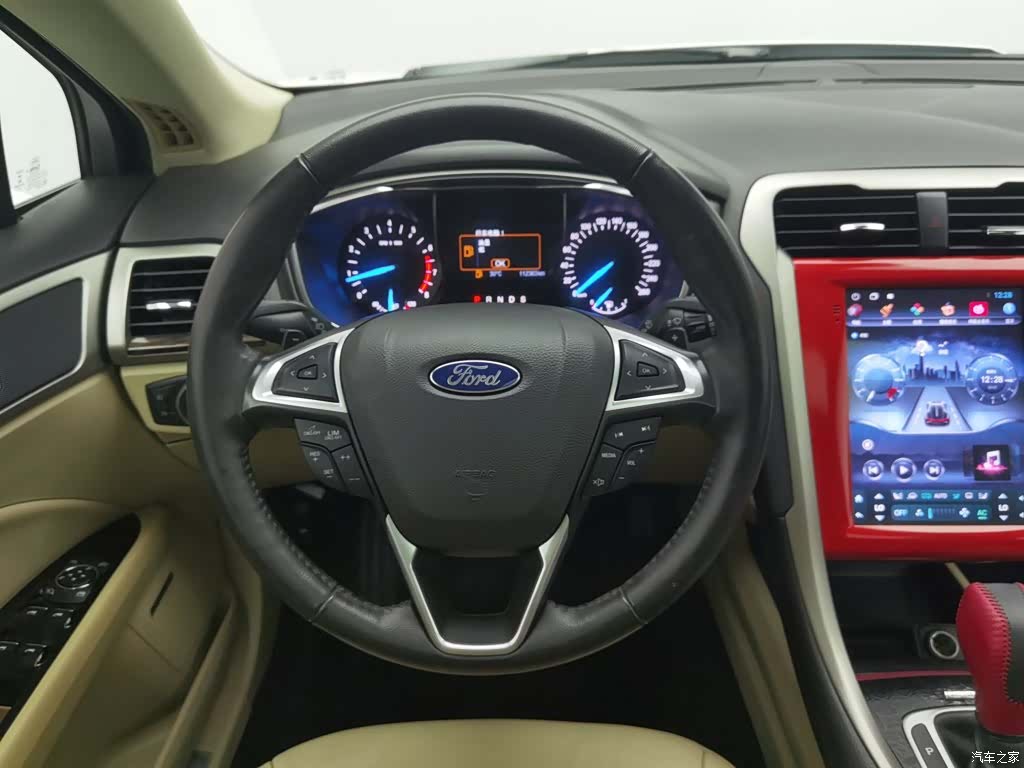Ford Mondeo, 2015 11