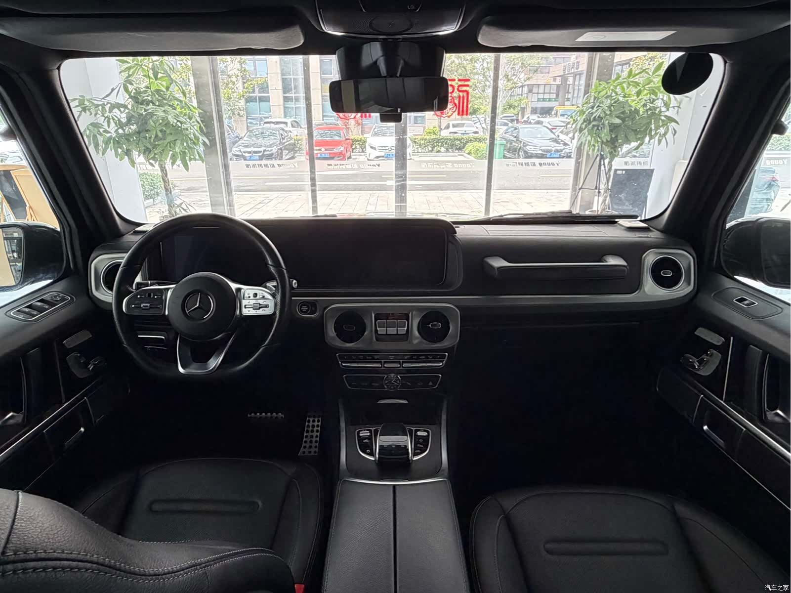 Mercedes-Benz G-Class, 2022 17