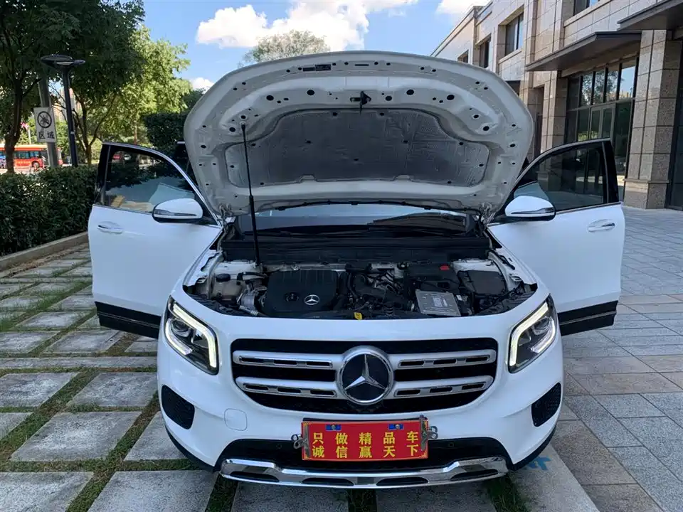 Mercedes-Benz GLB Mercedes-Benz GLB