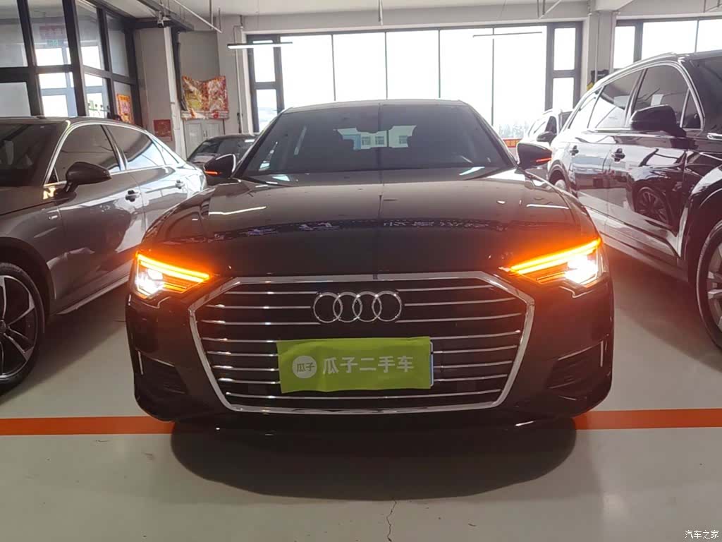 Audi A6L, 2022 3