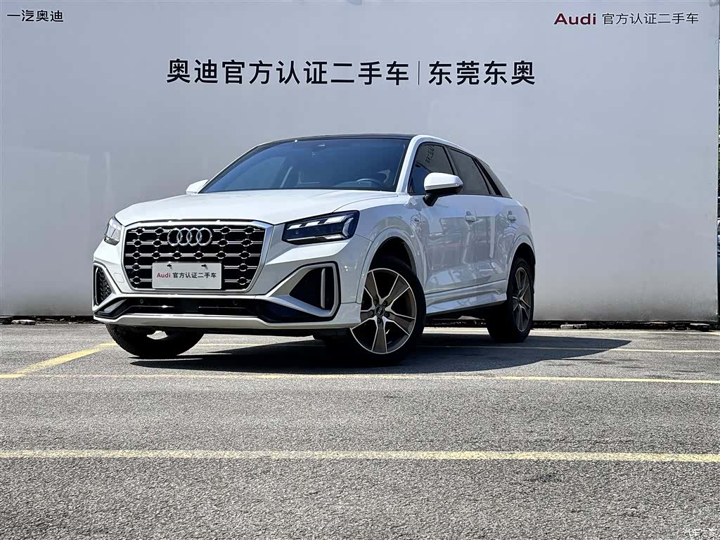 Audi Q2L, 2024 1