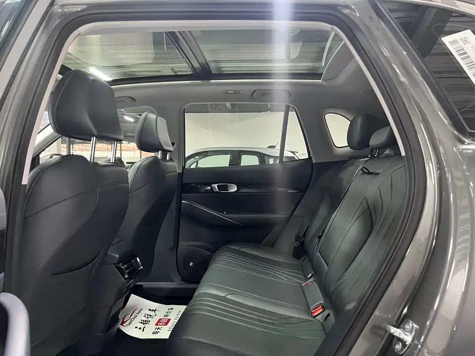 Geely Galaxy Galaxy E5