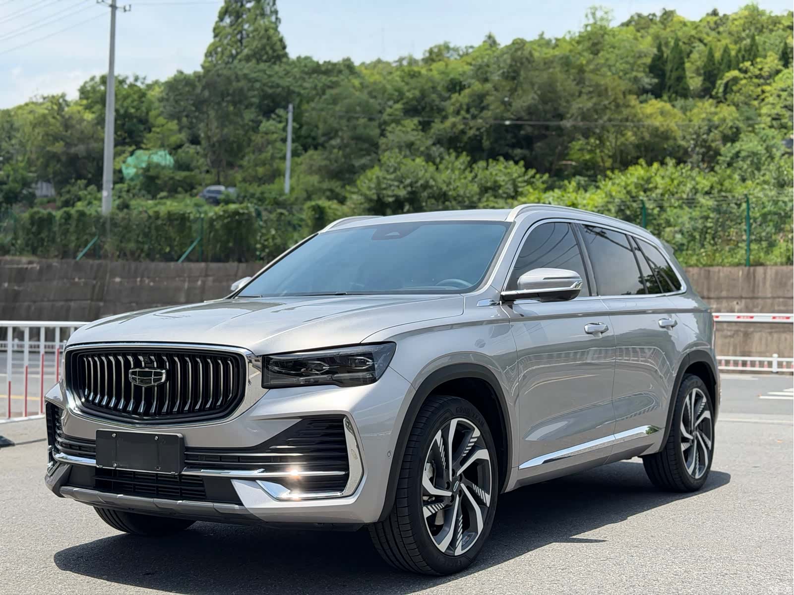 Geely Xingyue L