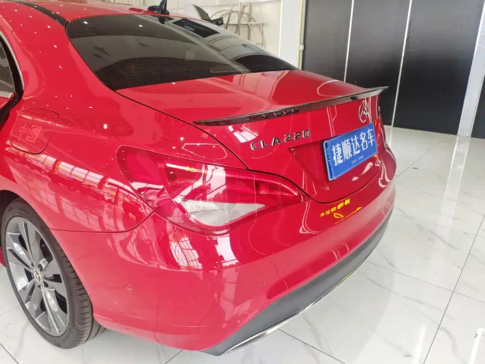Mercedes-Benz CLA