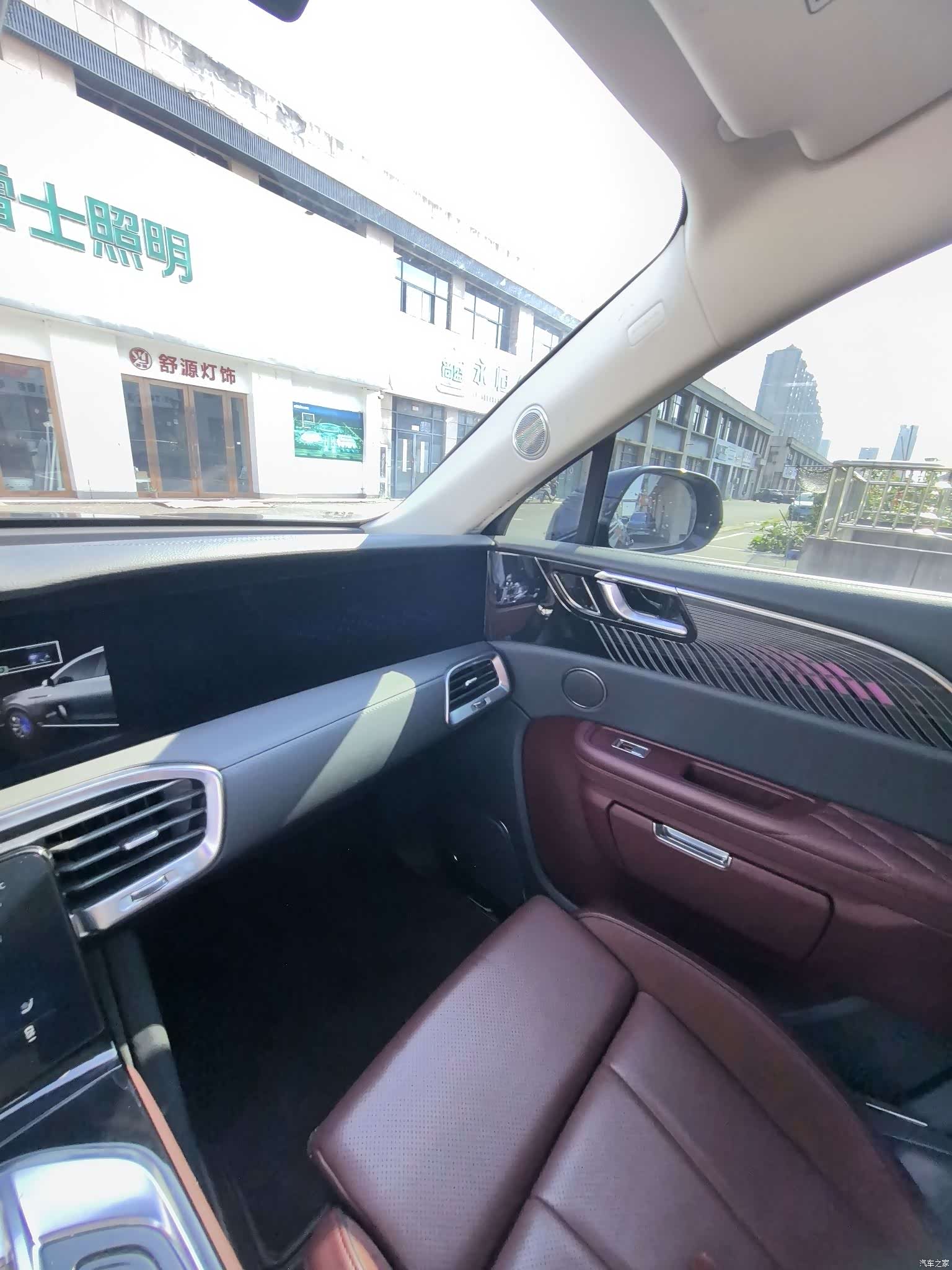 Hongqi E-HS9, 2022 15