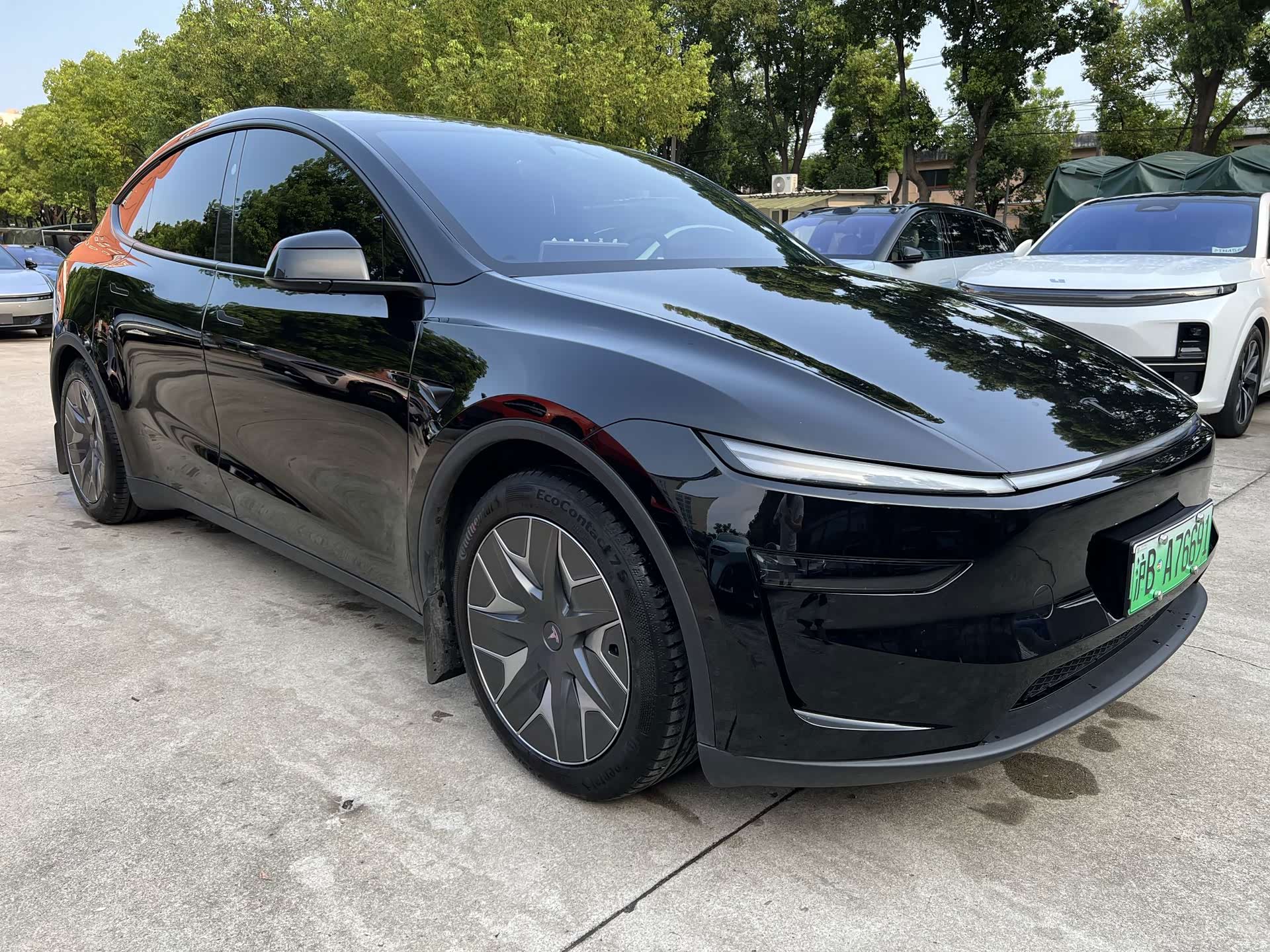 Tesla Model Y, 2025 3