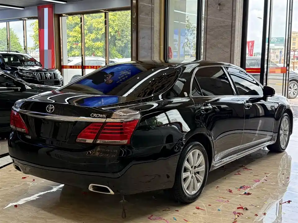 Toyota crown Toyota crown