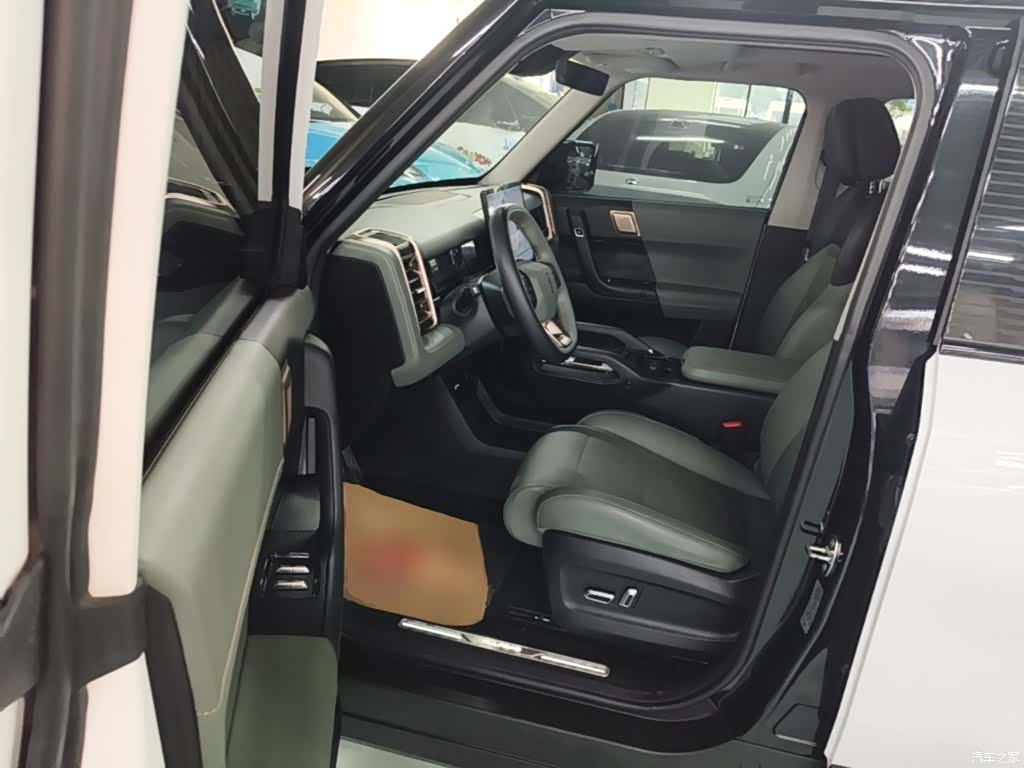 Chery iCAR, 2024 16