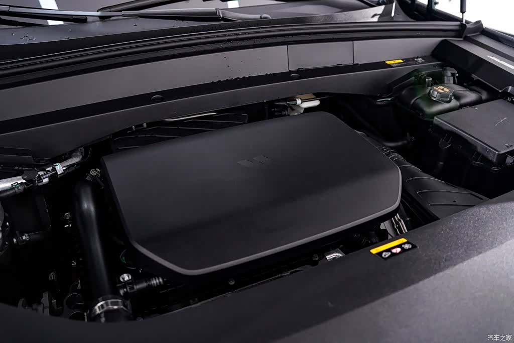Li Auto L8, 2025 13