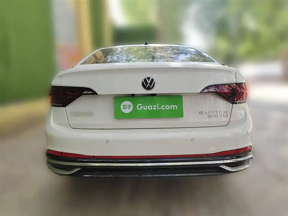 Volkswagen Sagitar