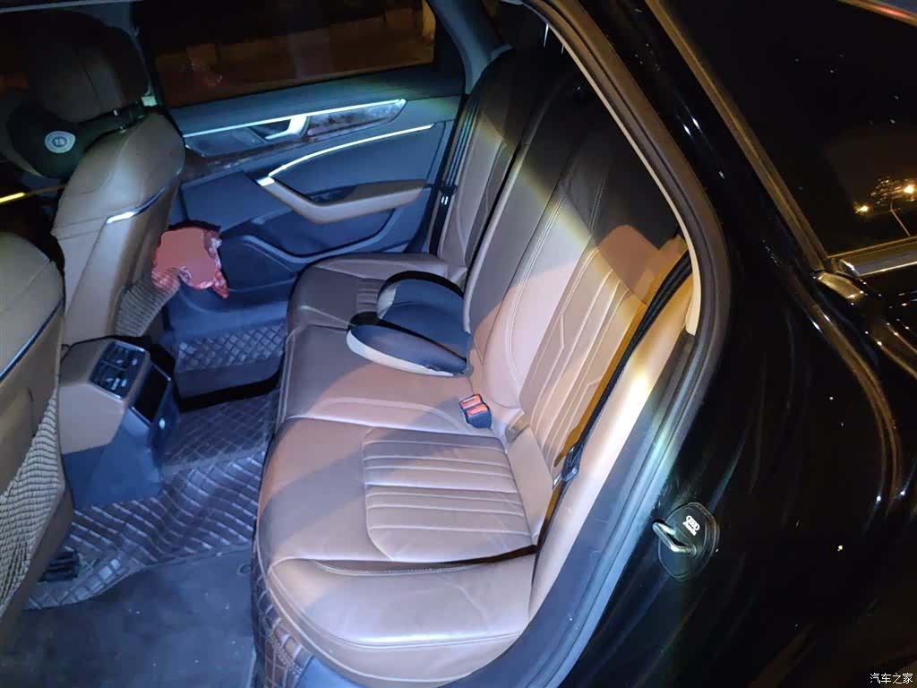 Audi A6L, 2021 15