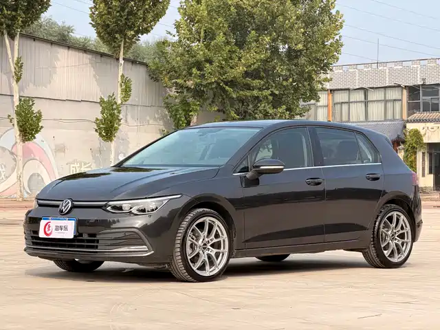 Volkswagen Golf 2021 — купить из Китая под заказ