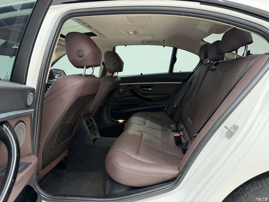 BMW 3 Series, 2018 17