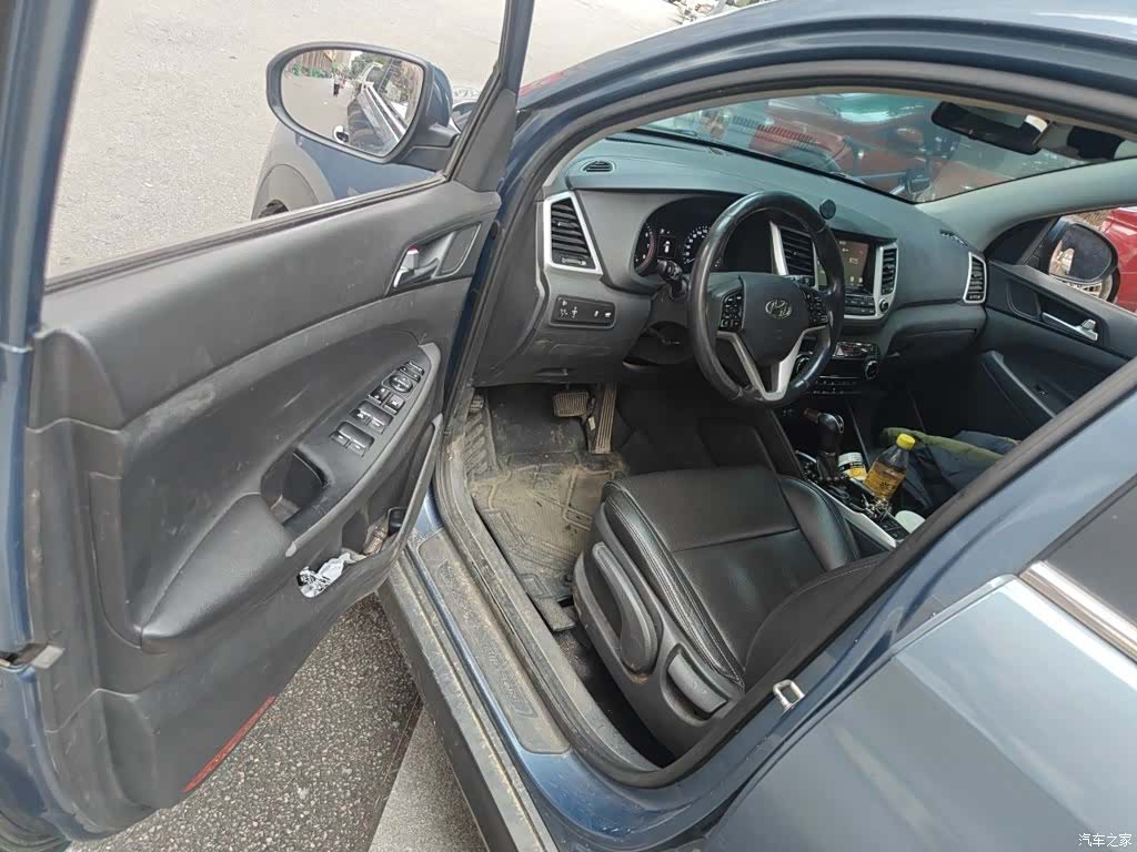 Hyundai Tucson, 2015 14