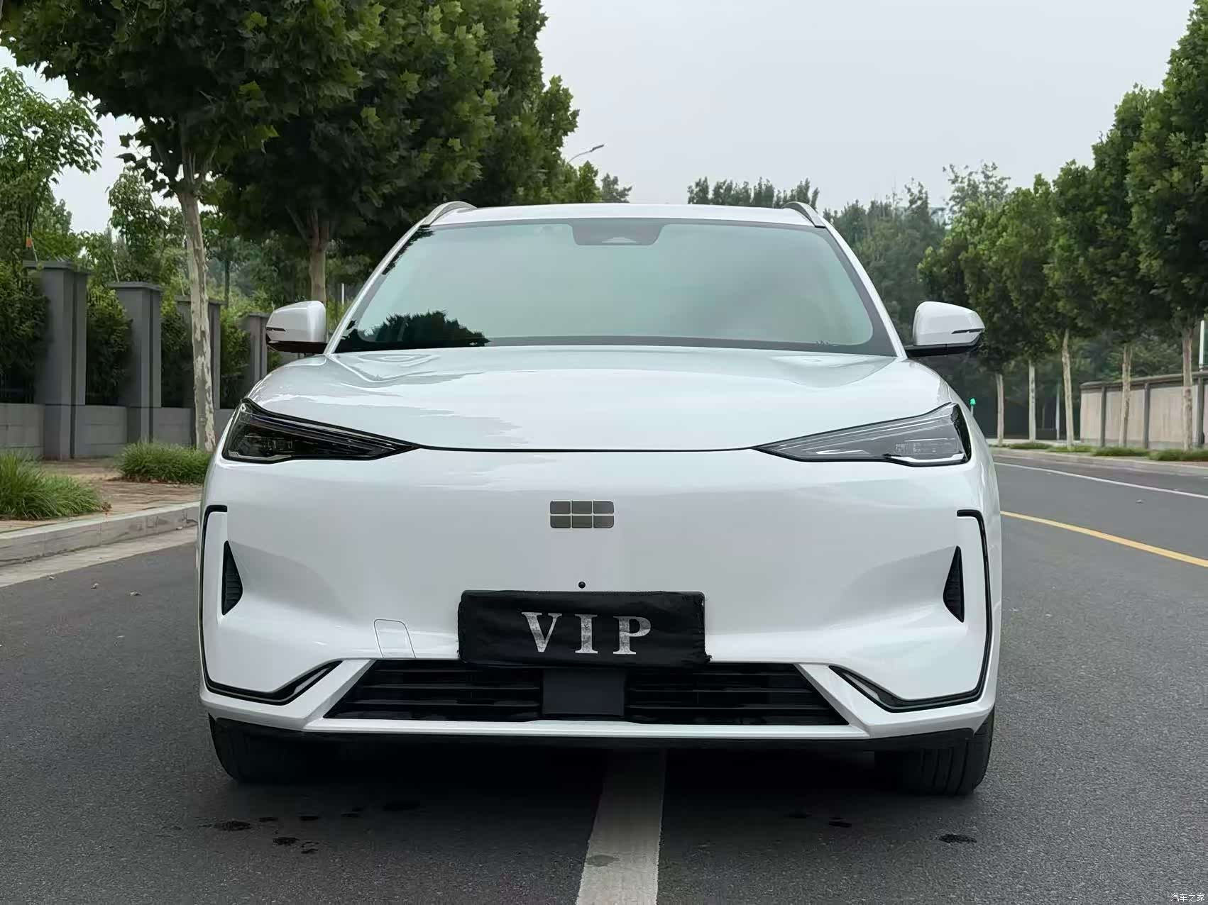 Geely Galaxy E5, 2025 2