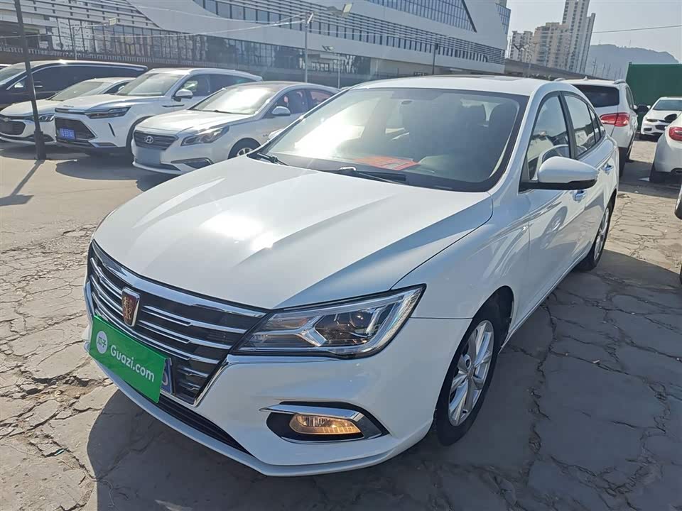 Roewe i5