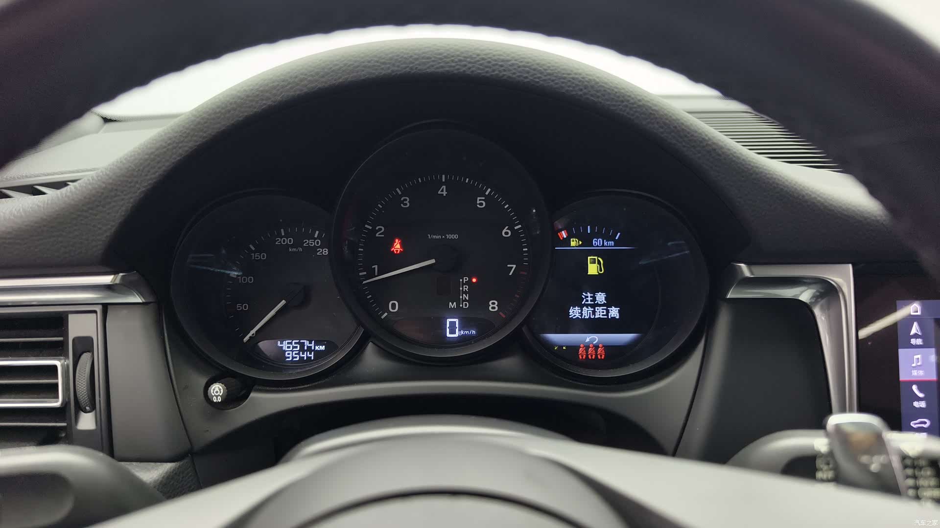 Porsche Macan, 2023 10