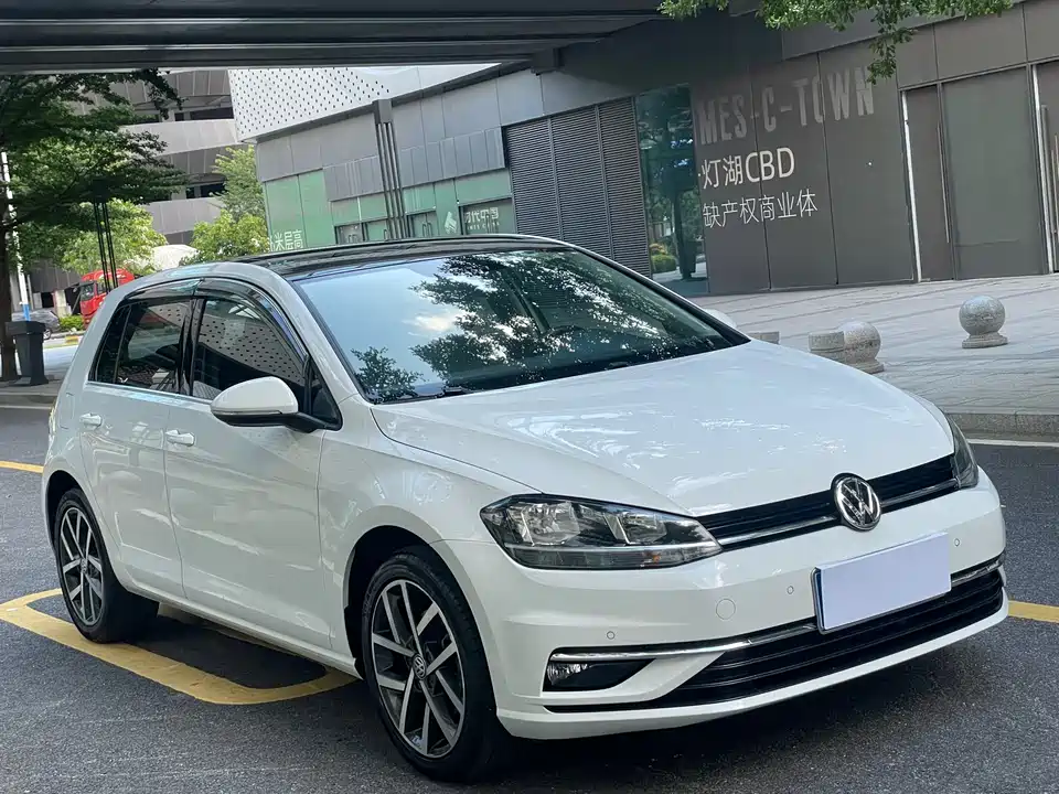 Volkswagen golf