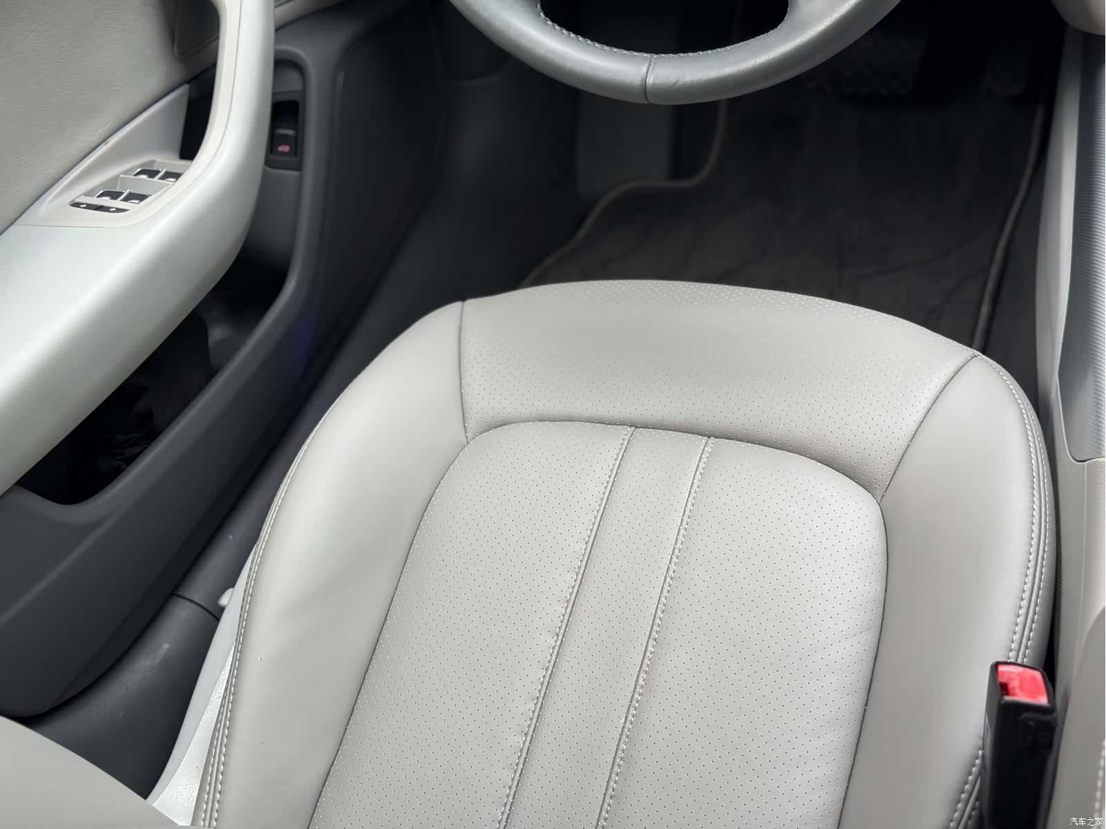 Audi A6L, 2014 19