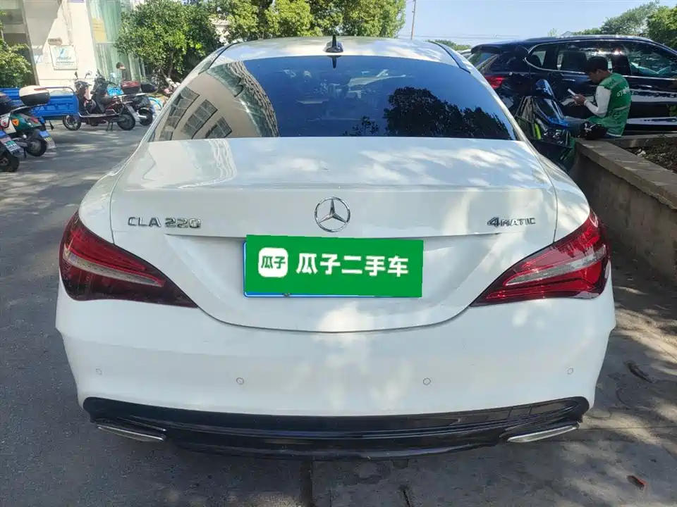Mercedes-Benz CLA