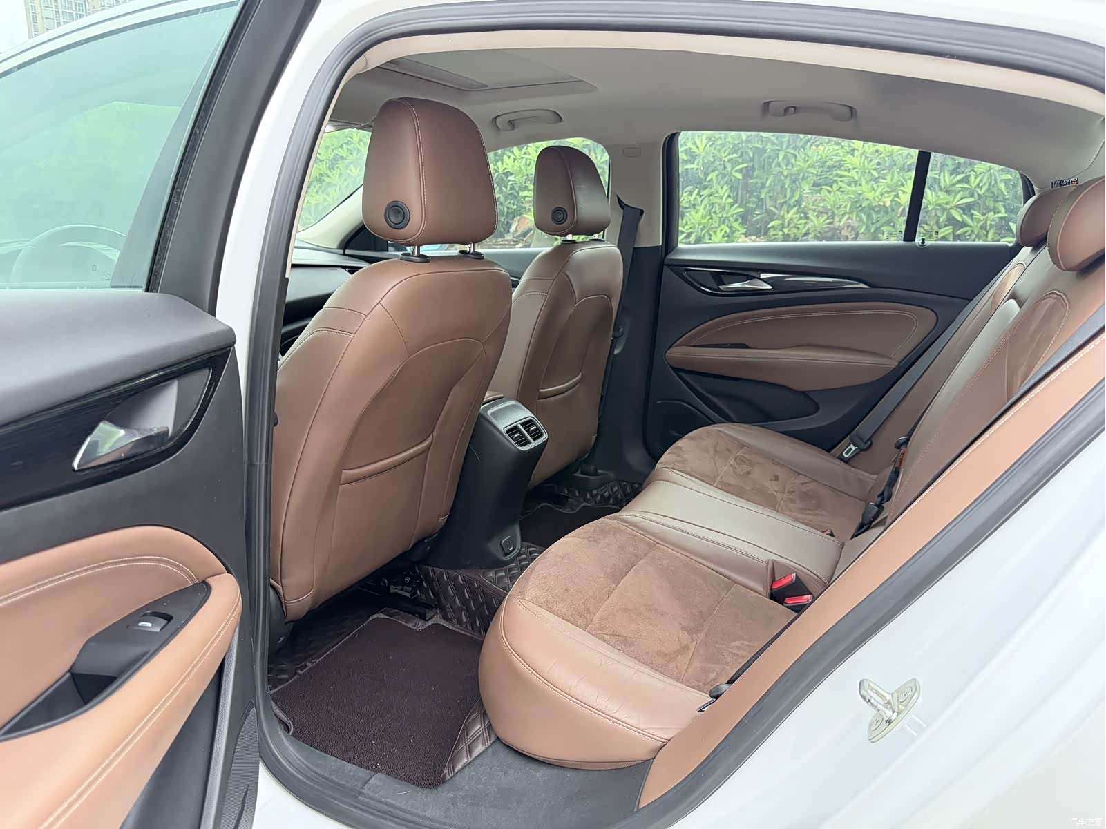 Buick Regal, 2018 6