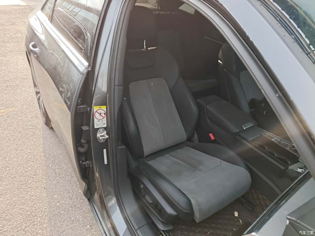 Audi A6L, 2020 25