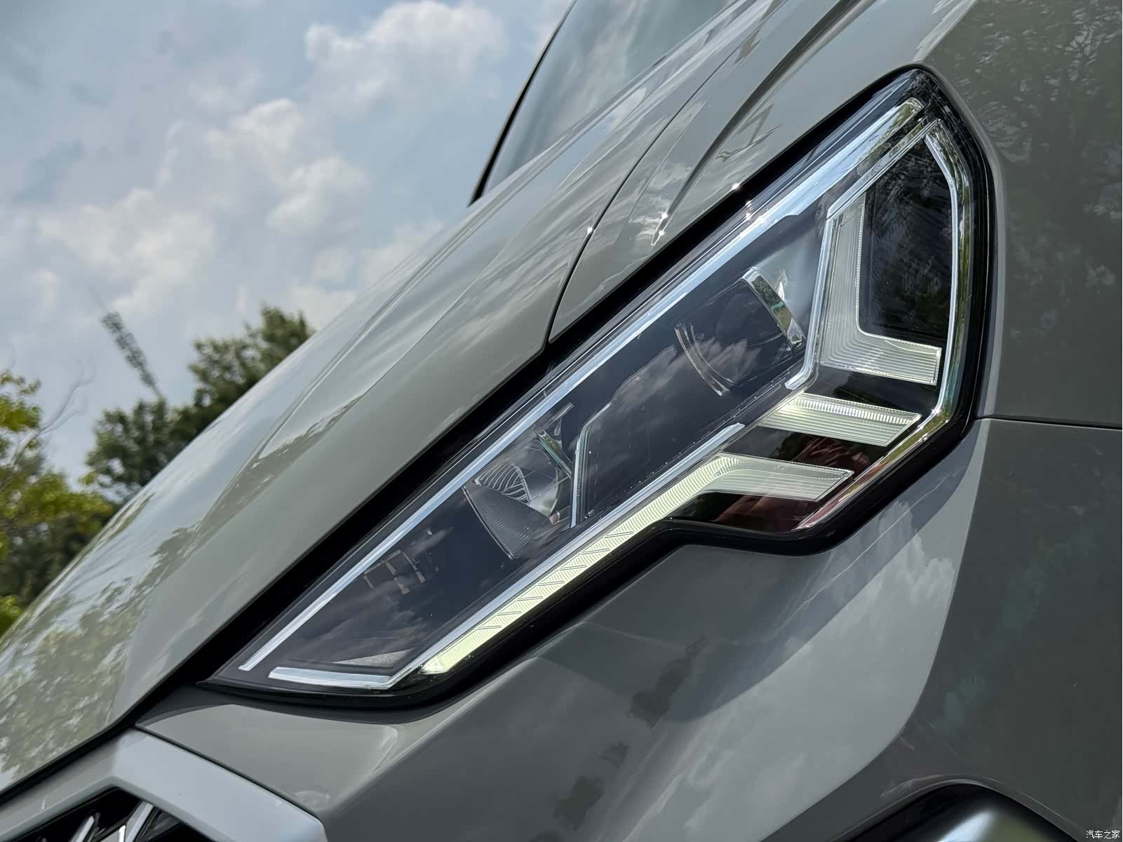 Audi Q3, 2023 16