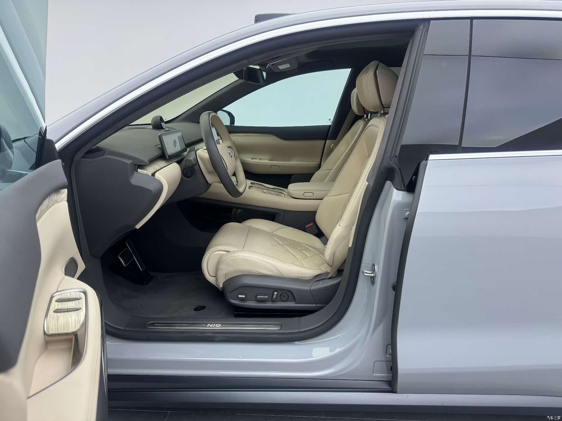 NIO ET7, 2022 все фото