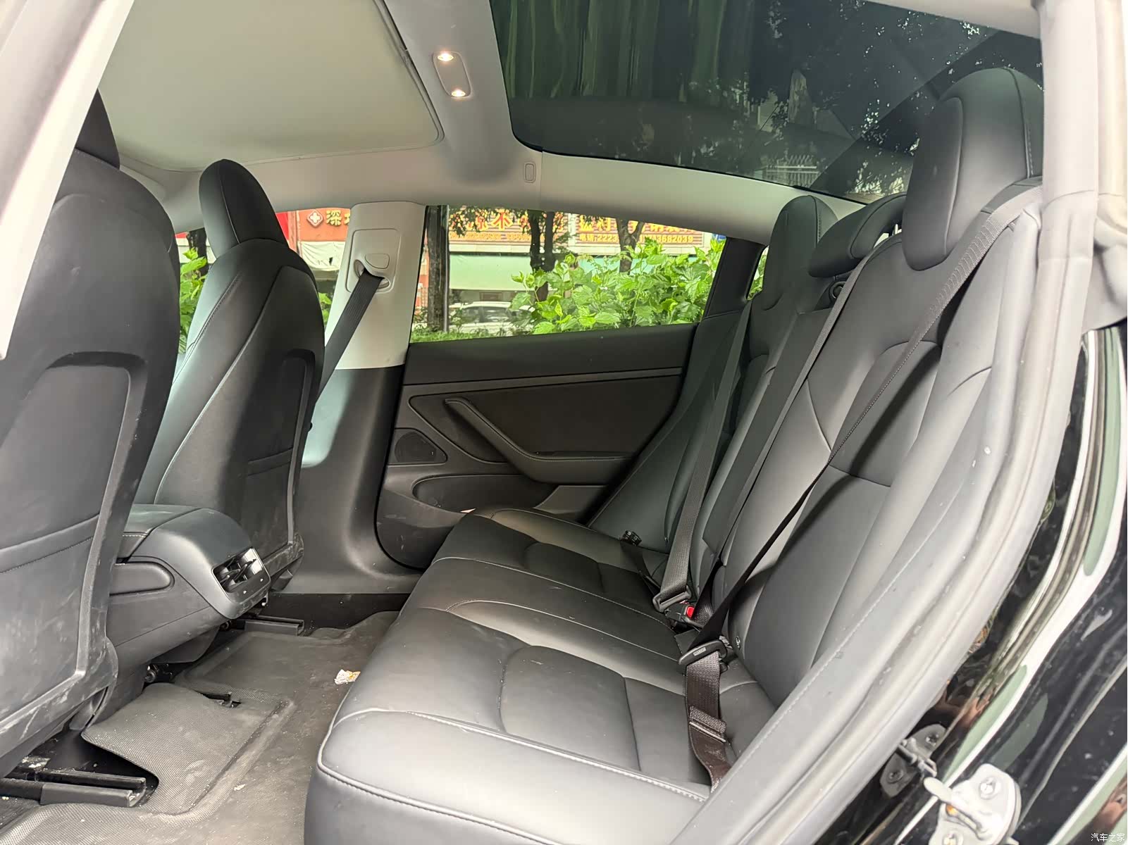 Tesla Model 3, 2020 все фото