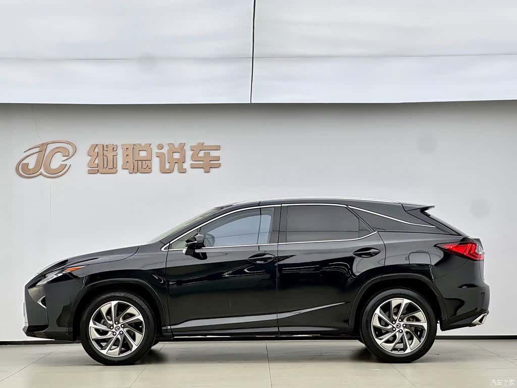 Lexus RX, 2019 3