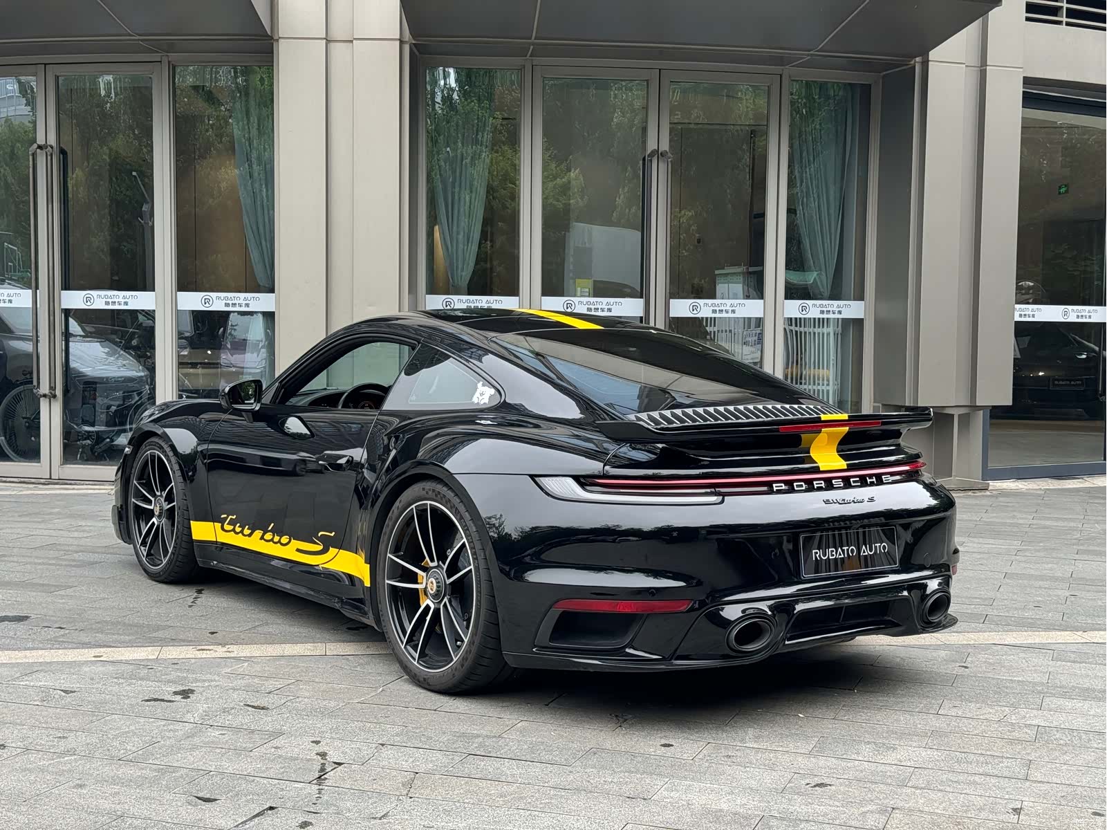 Porsche 911, 2022 4