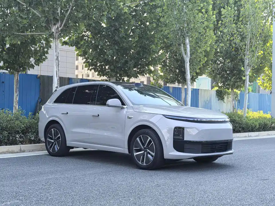 Li Auto Ideal L6