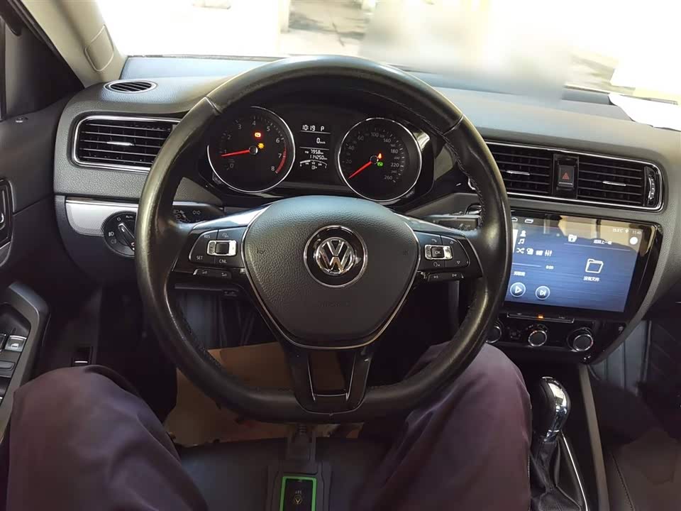 Volkswagen Sagitar