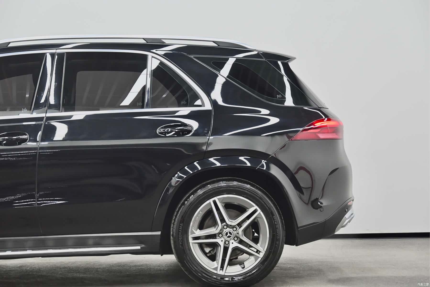 Mercedes-Benz GLE, 2023 23