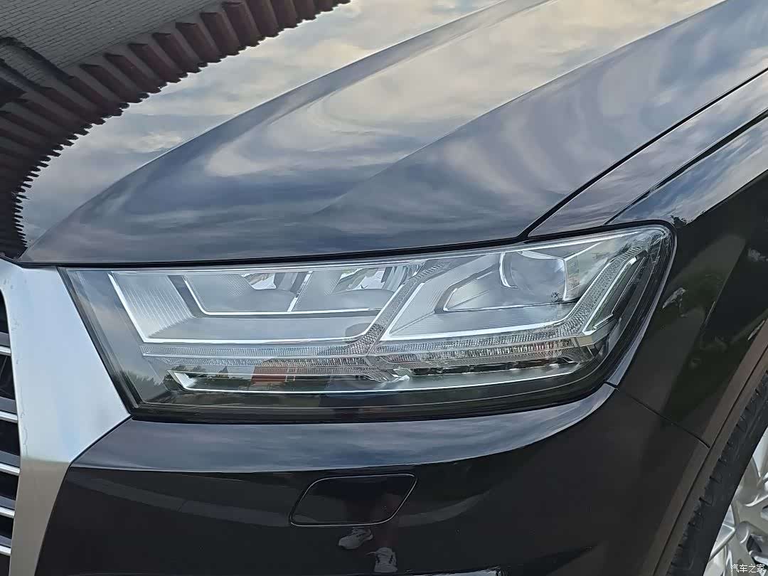 Audi Q7, 2017 все фото
