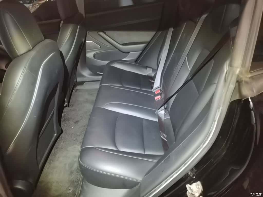 Tesla Model 3, 2020 17