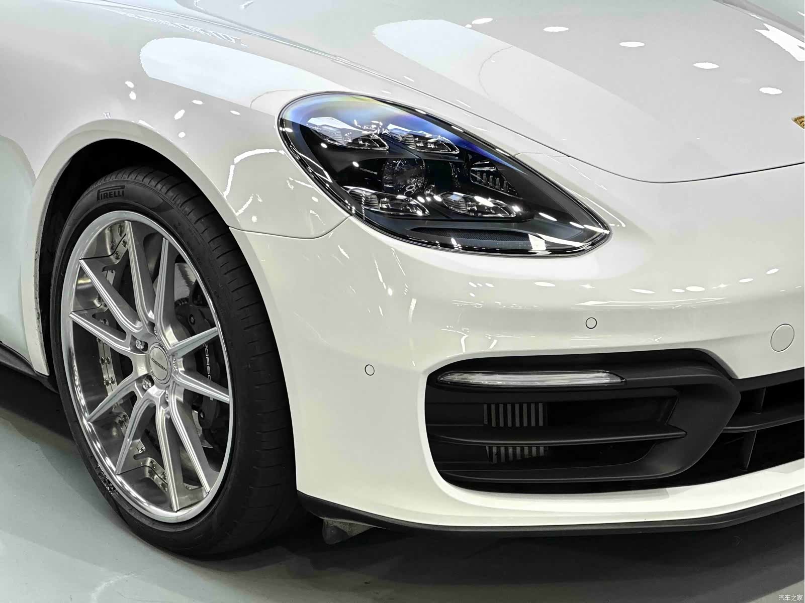 Porsche Panamera, 2023 12