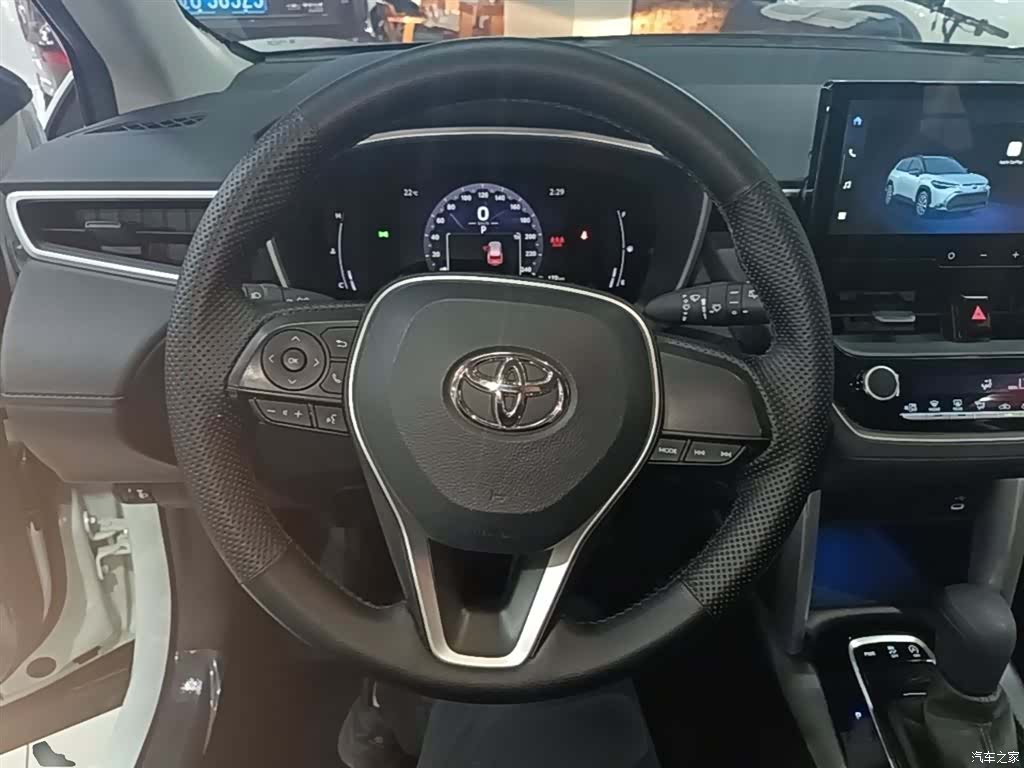 Toyota Frontlander, 2025 11