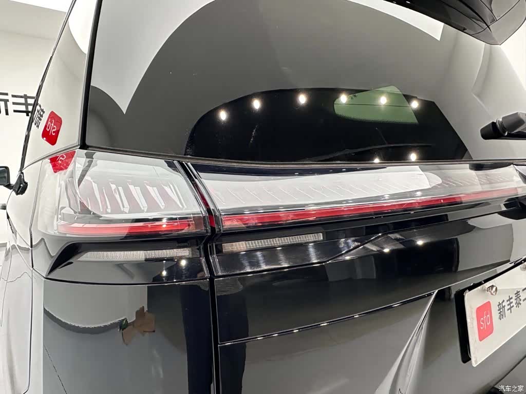 Trumpchi E8, 2026 29