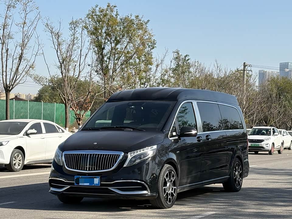 Mercedes-Benz V-class