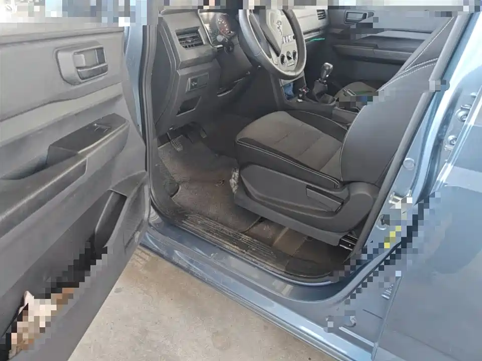 Wuling Wuling Hongguang PLUS