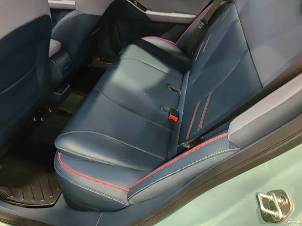 Geely E, 2023 17