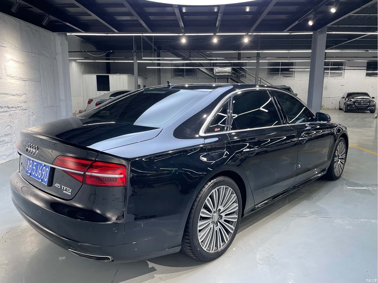 Audi A8L, 2018 22