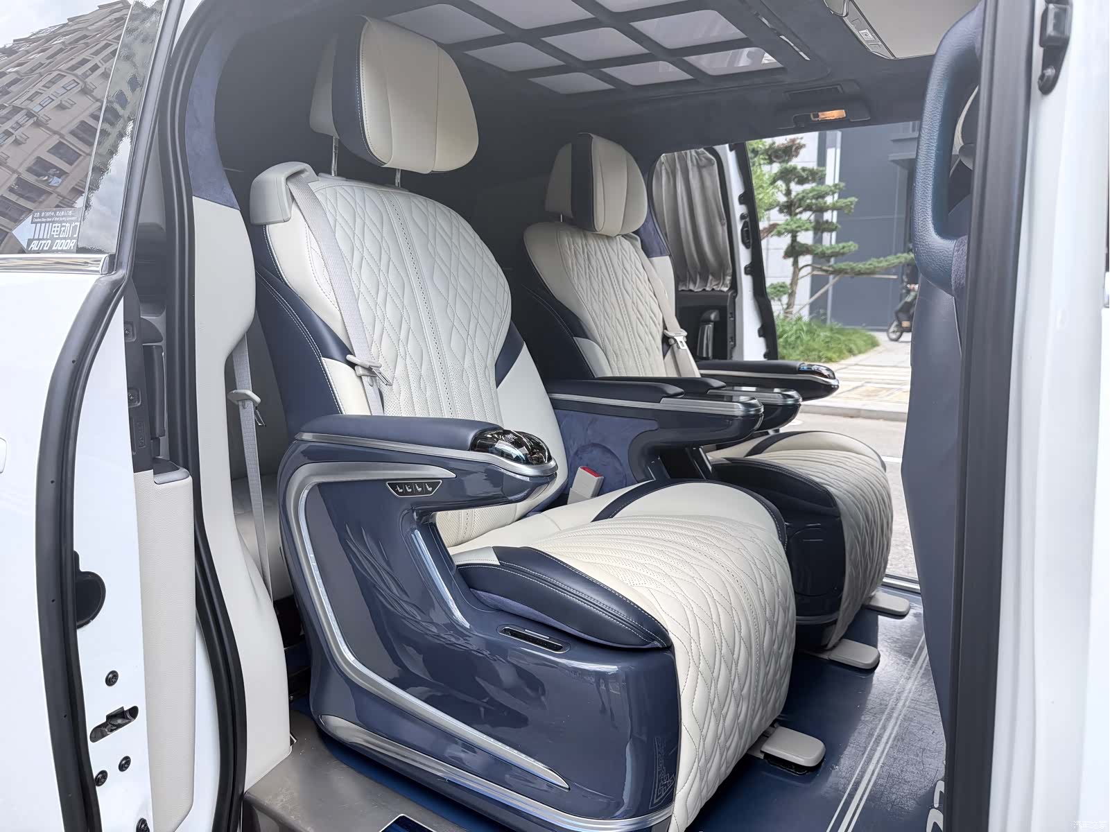 Buick GL8, 2020 12