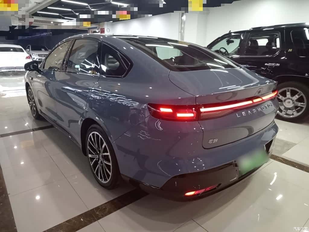 Leapmotor B01, 2025 все фото