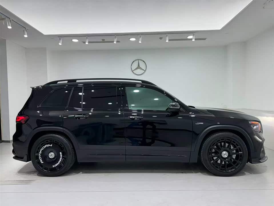Mercedes-Benz GLB AMG