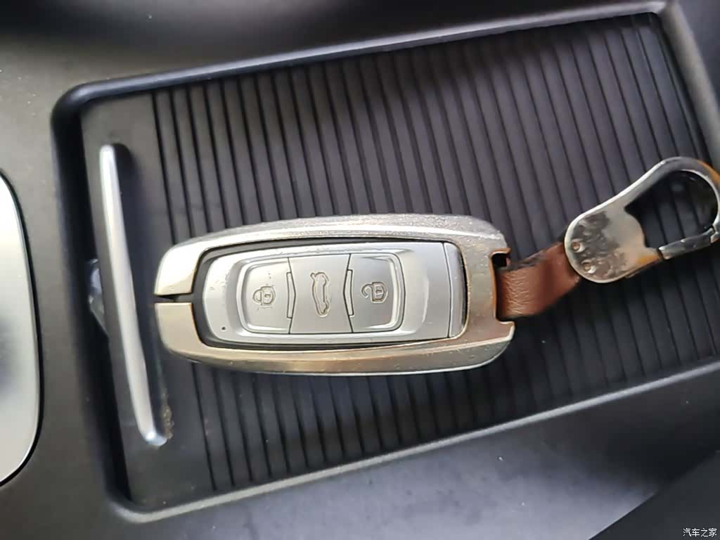Geely Boyue, 2021 9